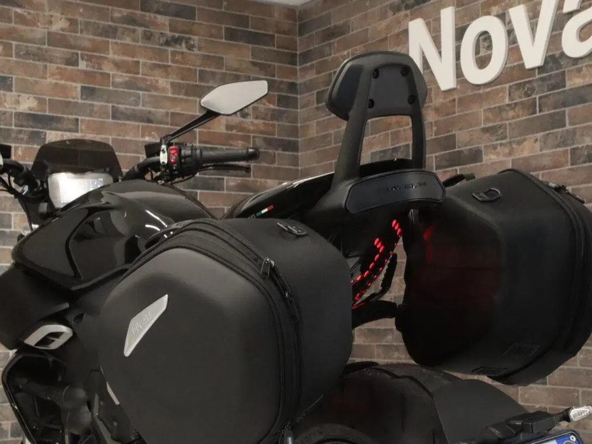Ducati Diavel V4 (2023 - 26) (11)
