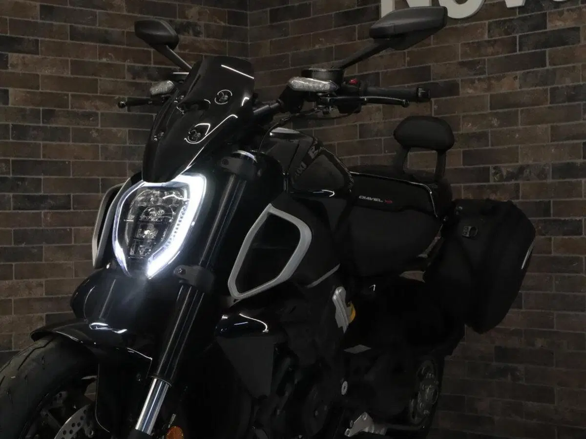 Ducati Diavel V4 (2023 - 26) (13)