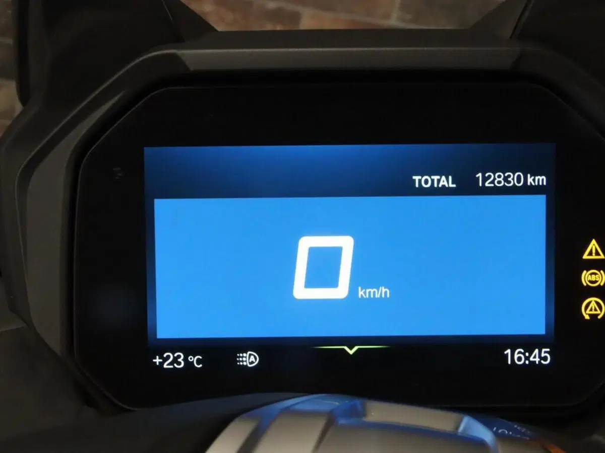 Bmw C 400 GT (2021 - 24) (11)