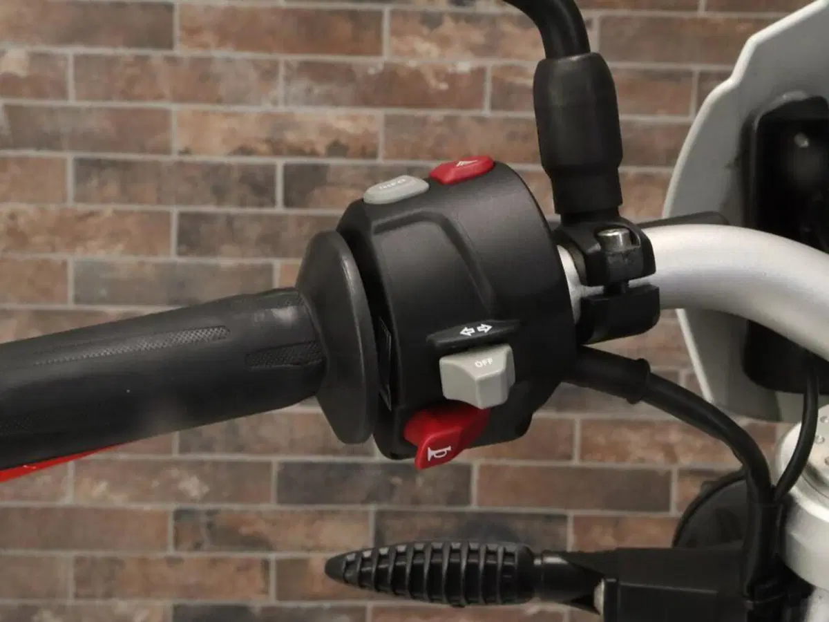 Bmw F 800 R (2012 - 14) (12)