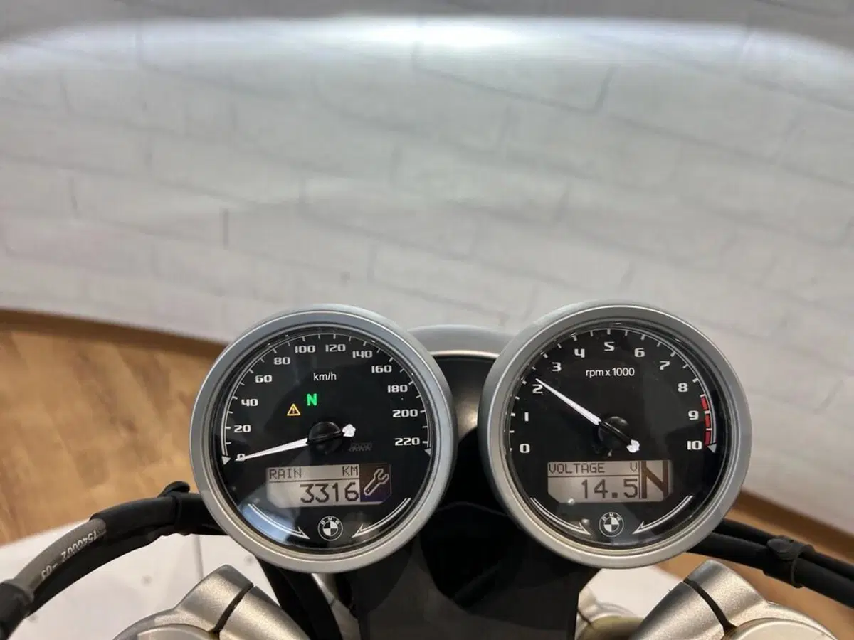 Bmw R nineT 1200 (2017 - 20) (11)