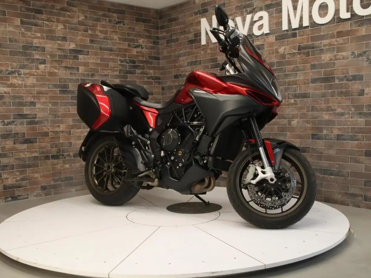 MV Agusta Turismo Veloce 800 Lusso (2021 - 23) (13)