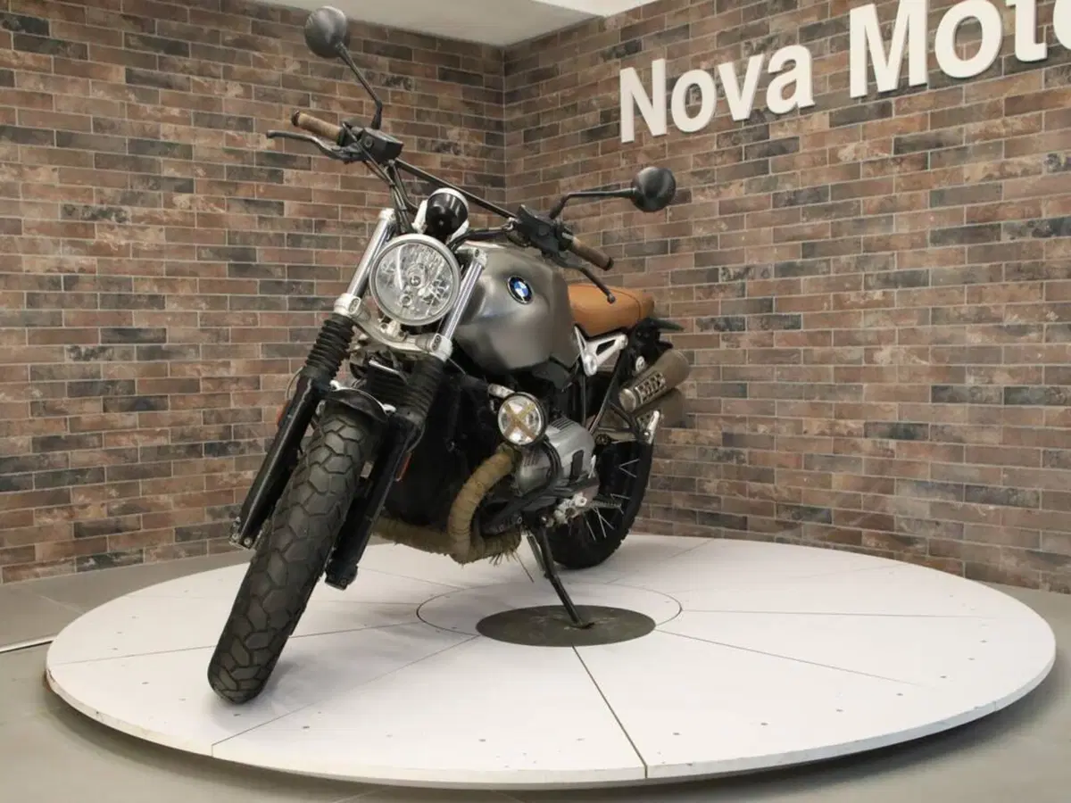 Bmw R nineT 1200 Scrambler (2016 - 20) (4)