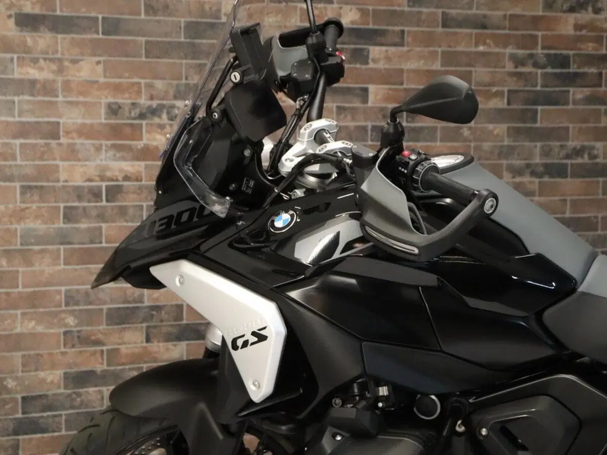 Bmw R 1300 GS (2023 - 26) (10)