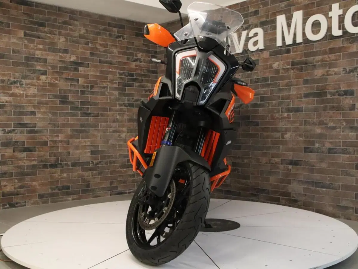 KTM 1290 Super Adventure S (2022 - 25) (4)