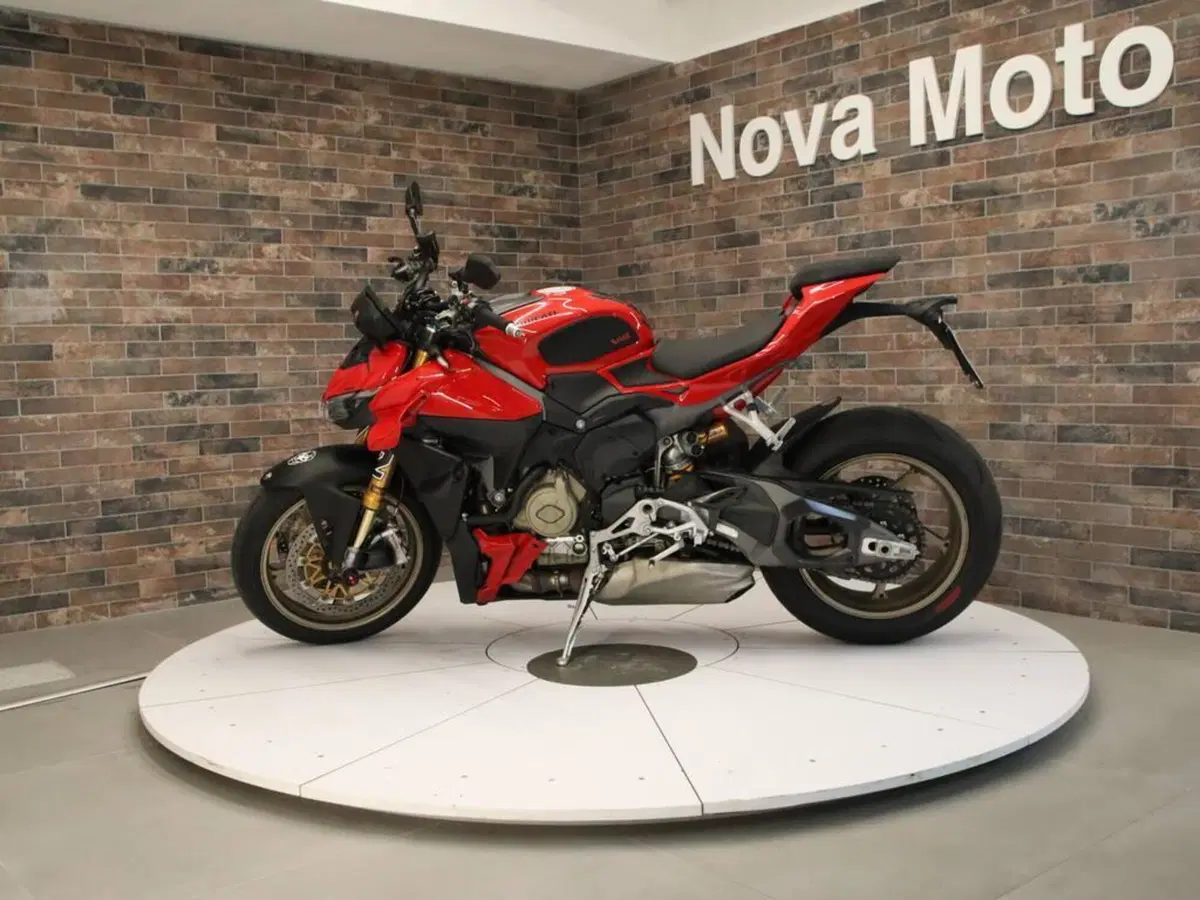 Ducati Streetfighter V4 1100 S (2021 - 22)