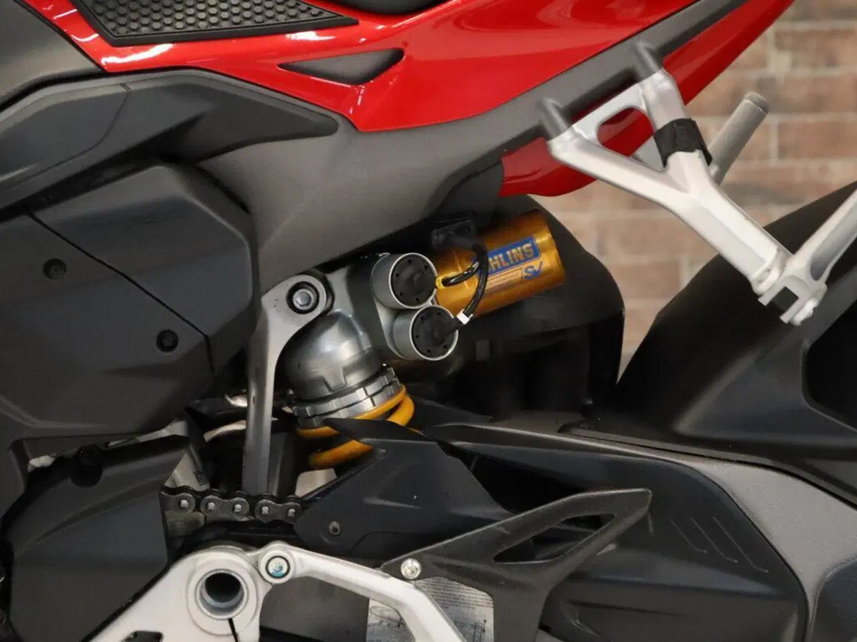 Ducati Streetfighter V4 1100 S (2021 - 22) (14)