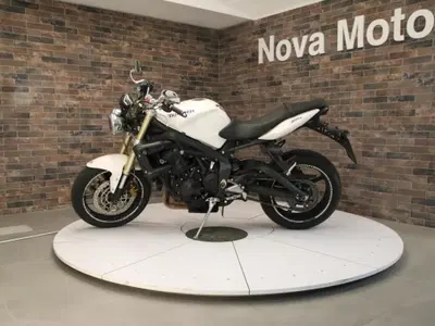 Triumph Street Triple (2007 - 12) usata