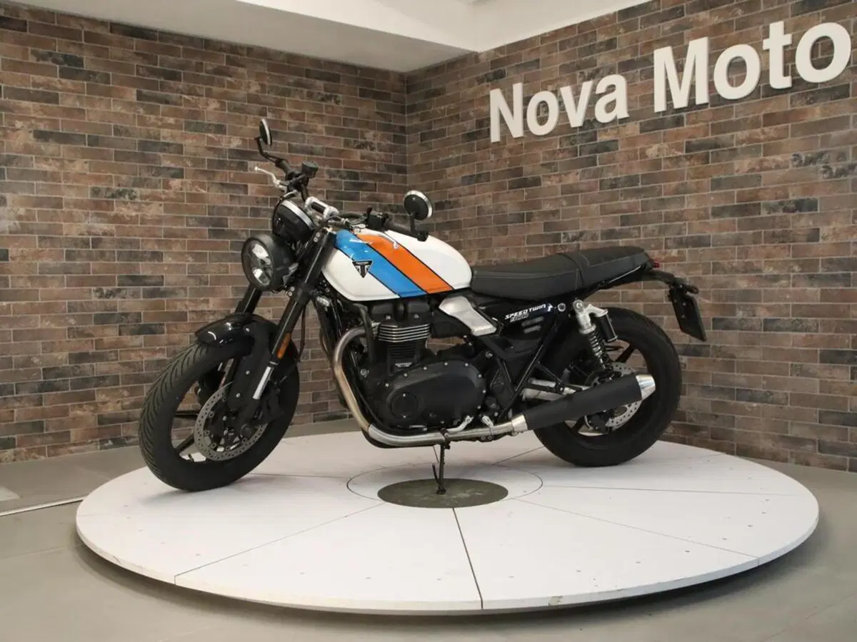Triumph Speed Twin 900 (2025 - 26)