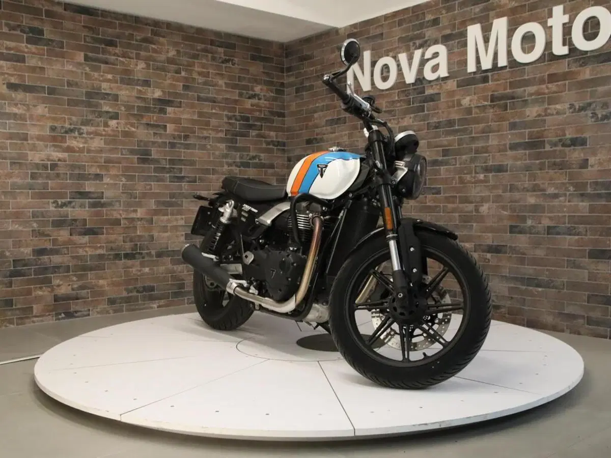 Triumph Speed Twin 900 (2025 - 26) (5)