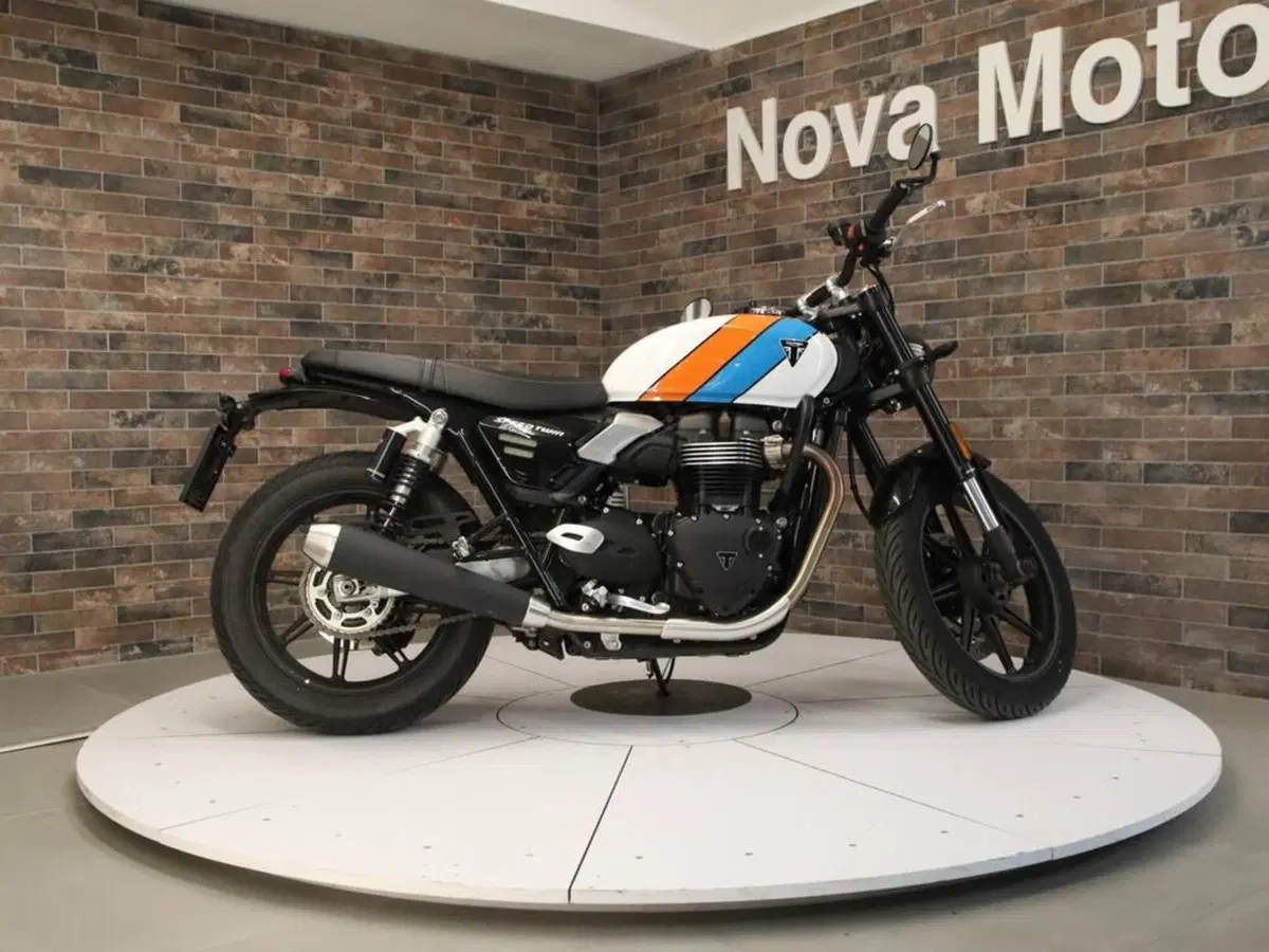 Triumph Speed Twin 900 (2025 - 26) (8)
