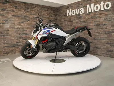 Bmw R 1300 R (2026 - 27) usata
