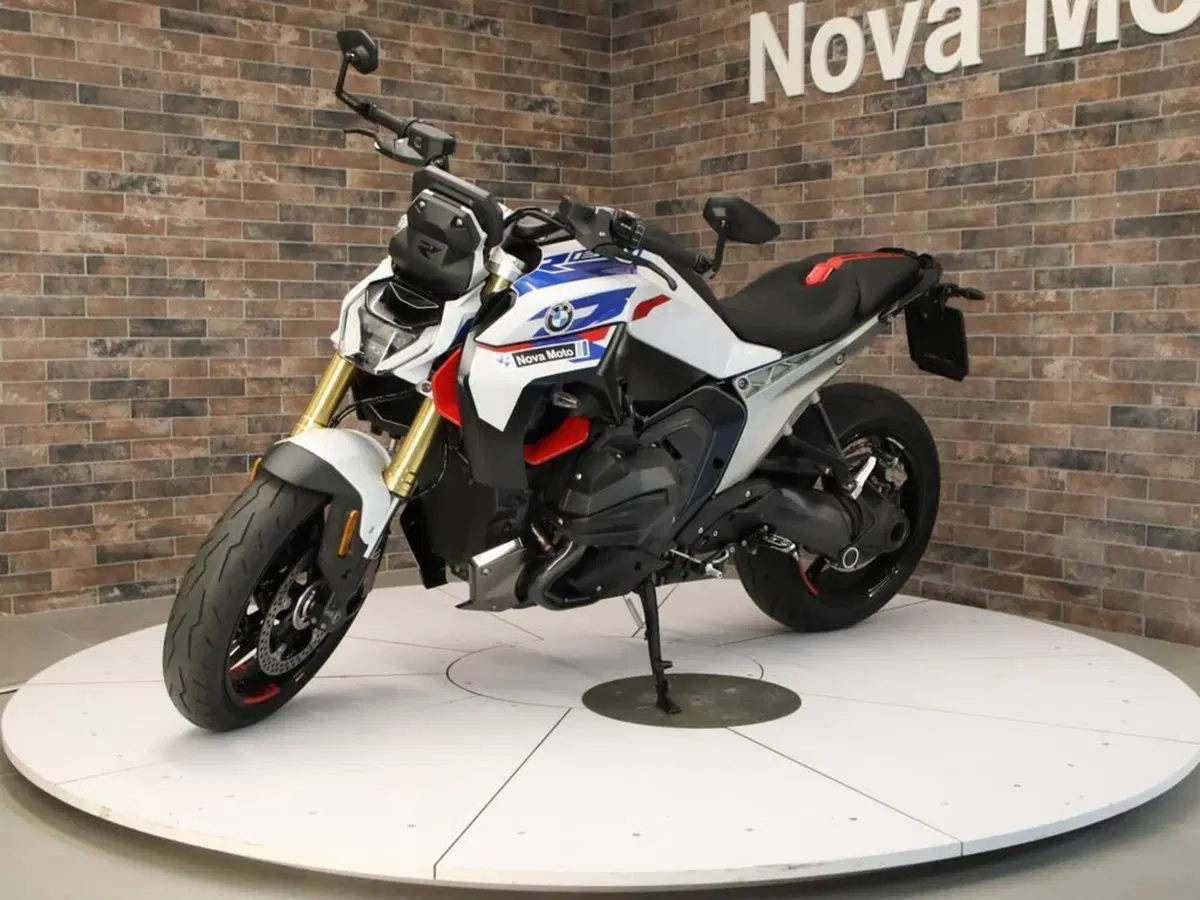 Bmw R 1300 R (2026 - 27) (2)