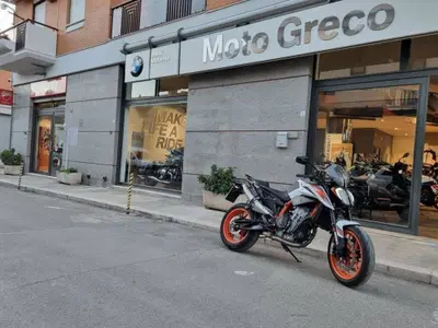 KTM 890 Duke R (2020) usata