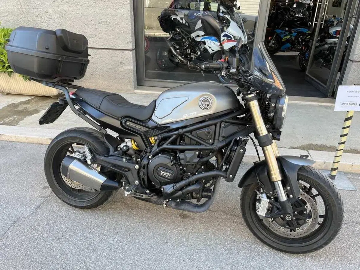 Benelli Leoncino 500 (2021 - 25) (3)