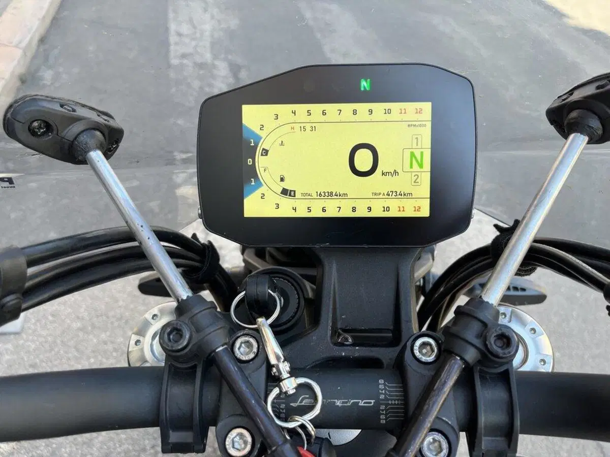 Benelli Leoncino 500 (2021 - 25) (9)