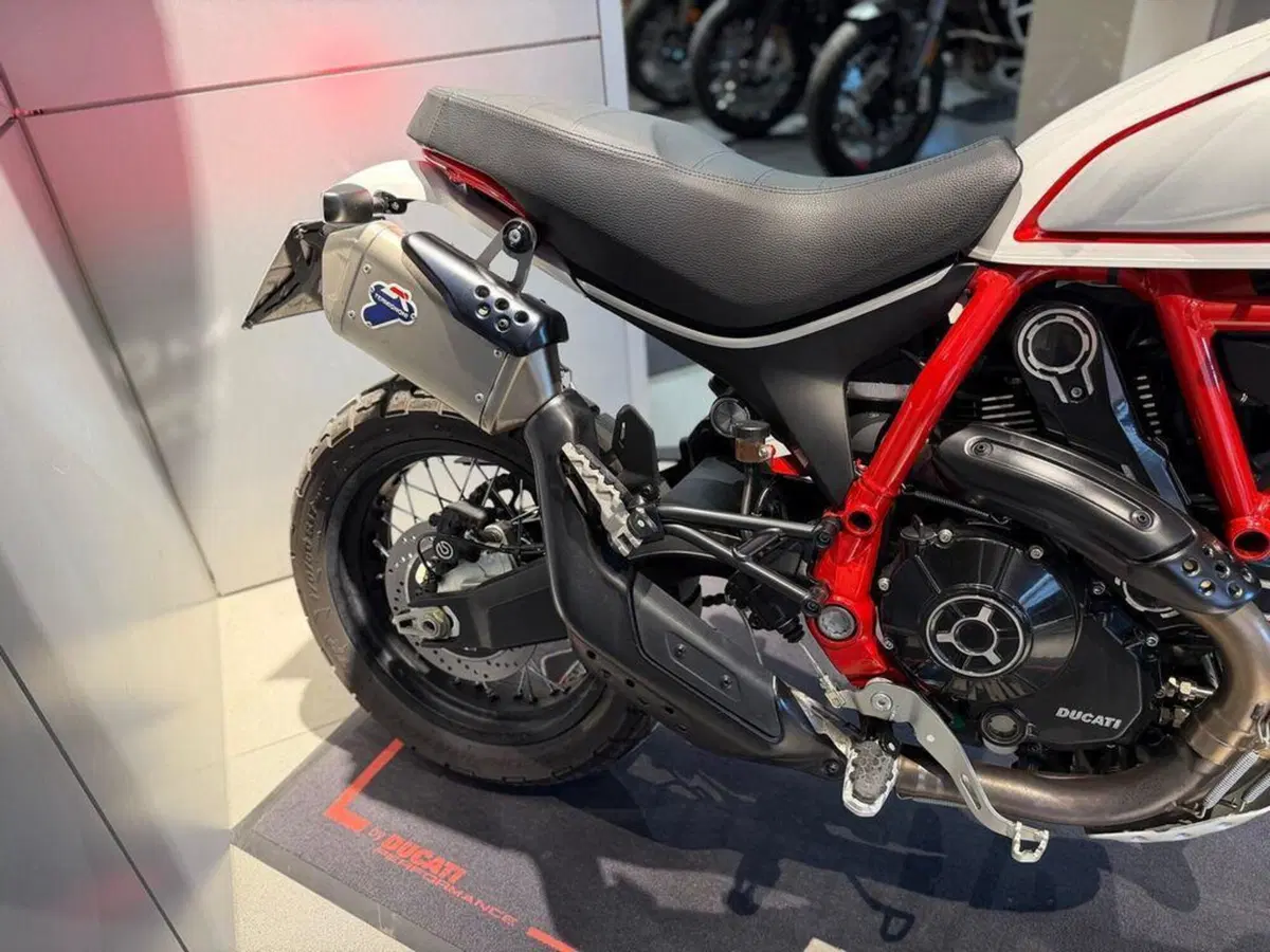 Ducati Scrambler 800 Desert Sled (2021 - 22) (5)