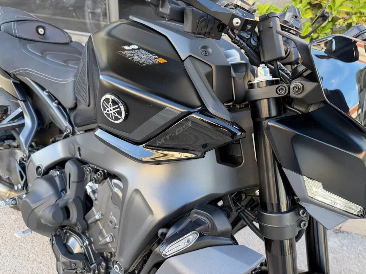 Yamaha MT-09 Y-AMT (2024 - 26) (5)