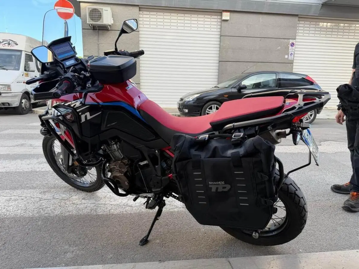 Honda Africa Twin CRF 1100L (2022 - 23) (8)