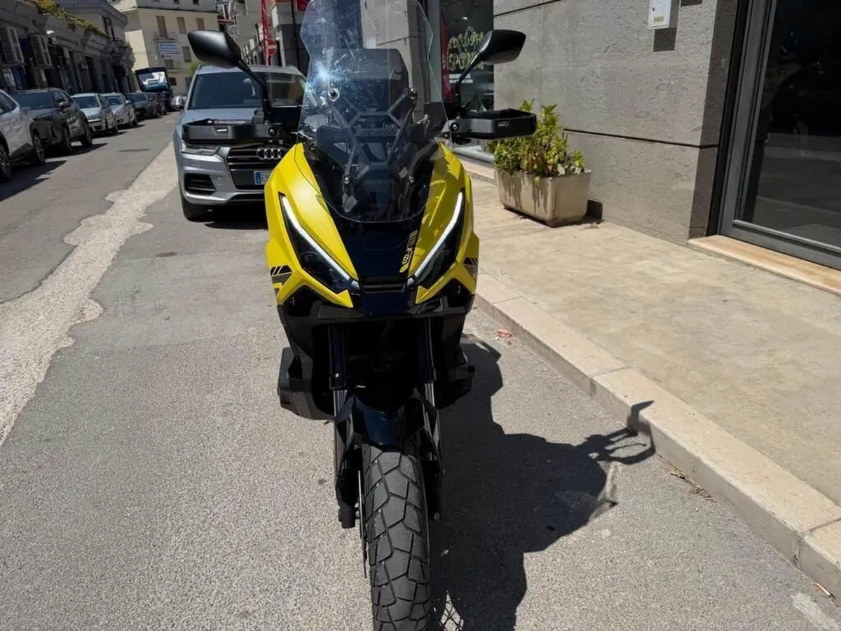 Honda X-ADV 750 DCT (2021 - 24) (2)