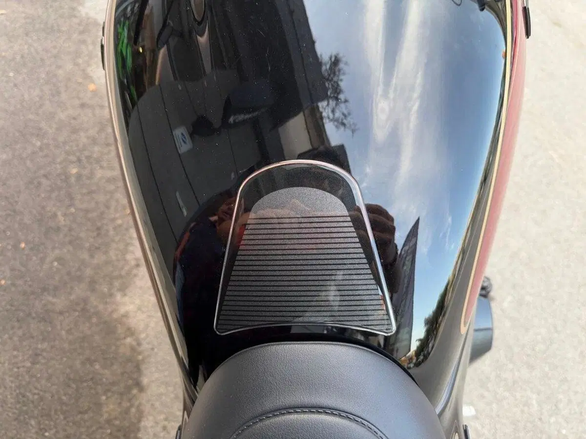 Kawasaki Z 900 RS (2022 - 25) (9)