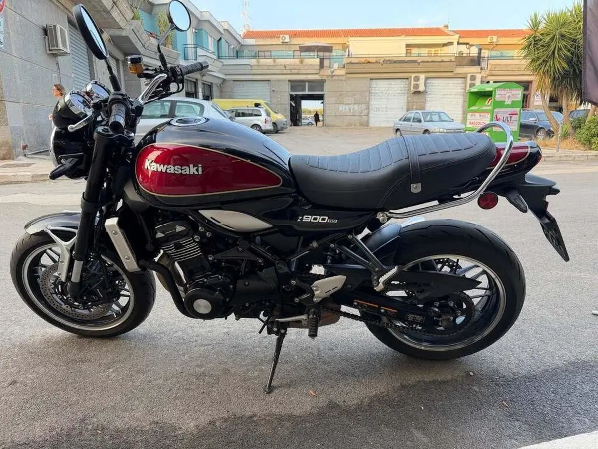 Kawasaki Z 900 RS (2022 - 25) (7)