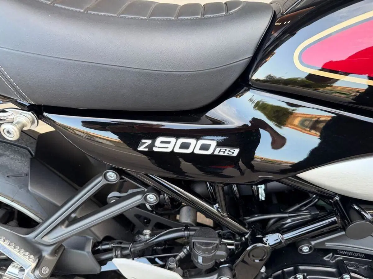 Kawasaki Z 900 RS (2022 - 25) (6)