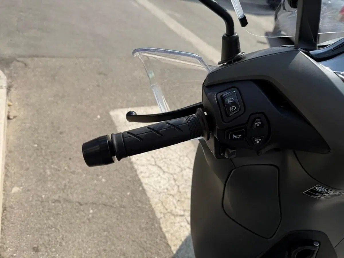 Honda SH 350 Sport (2021 - 24) (5)