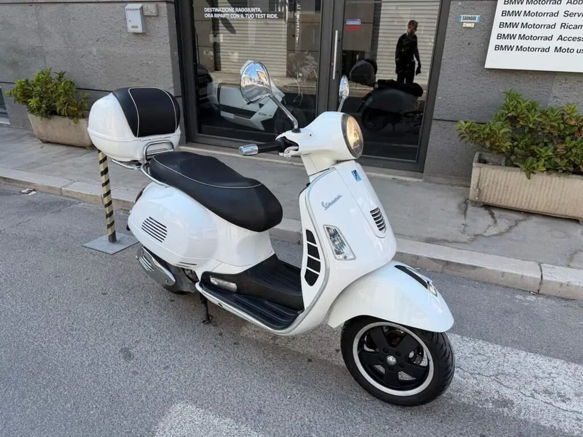 Vespa GTS 300 (2010 - 14)