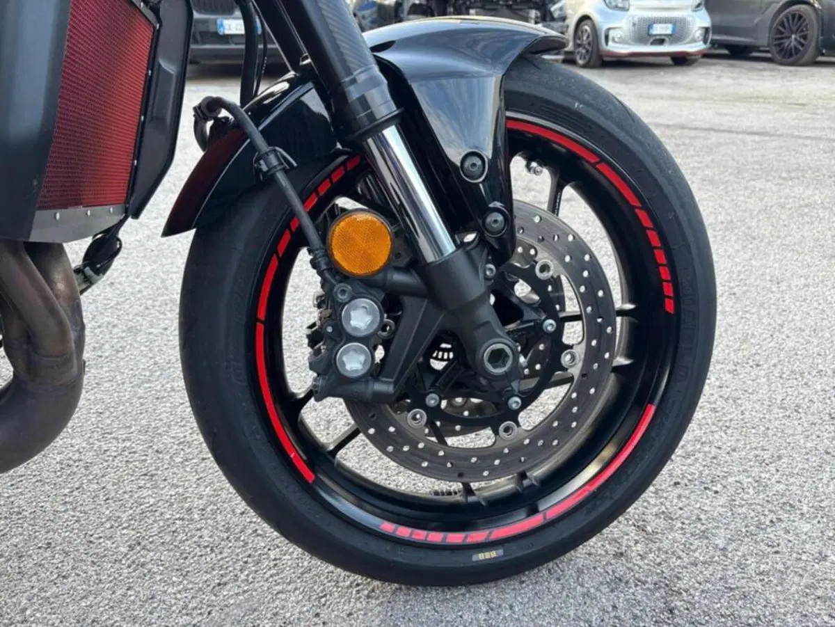 Yamaha MT-09 (2021 - 23) (7)
