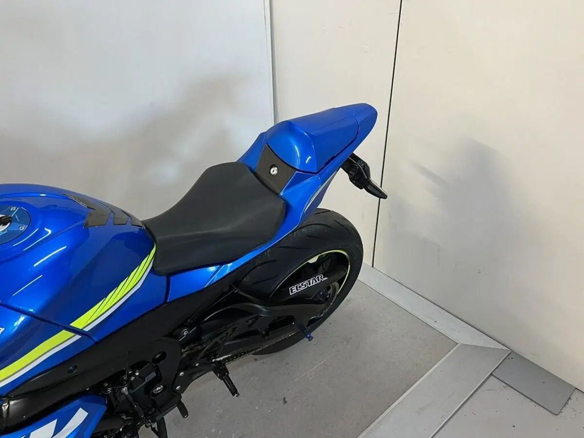 Suzuki GSX-R1000 (2017 - 18) (2)