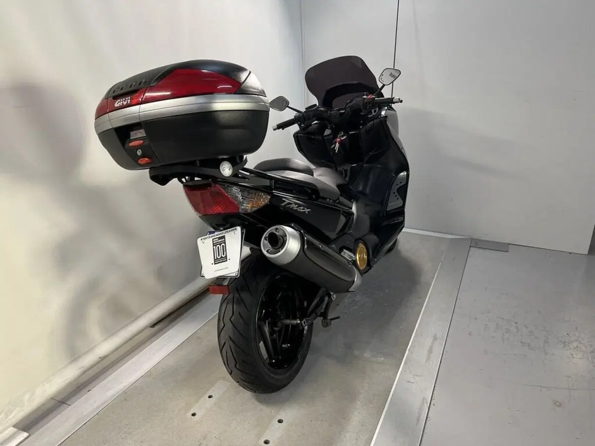 Yamaha T-Max 500 White Max (2010 - 11) (12)