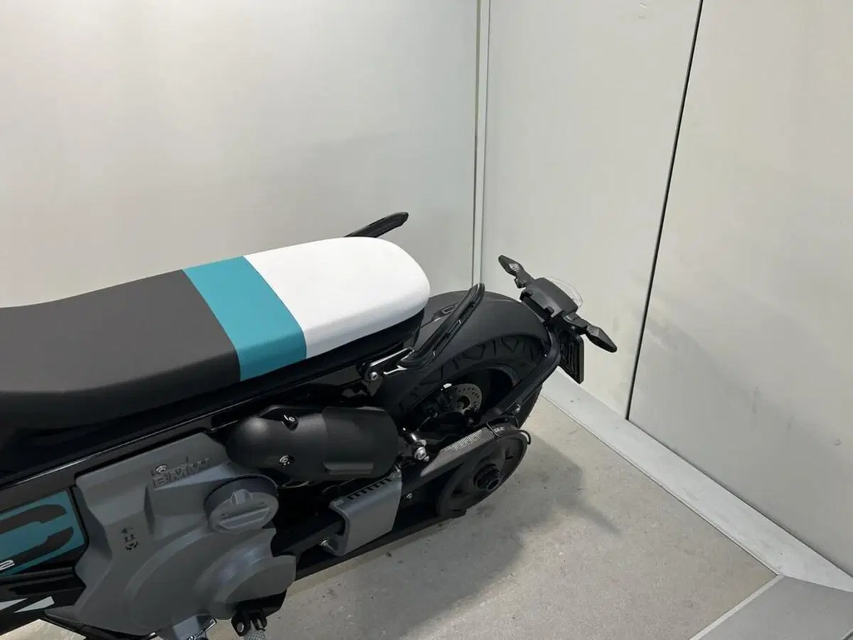 Bmw CE 02 AM (2024 - 26) (2)
