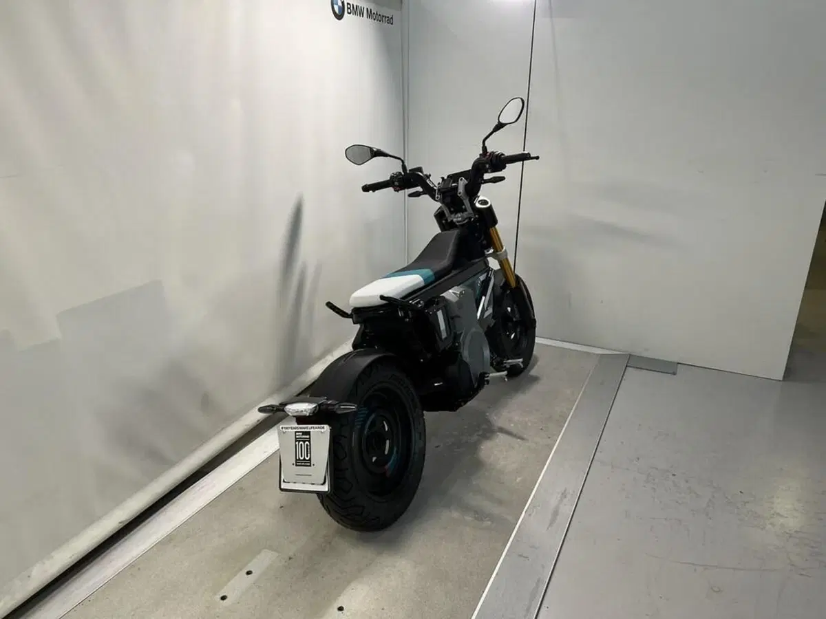 Bmw CE 02 AM (2024 - 26) (11)