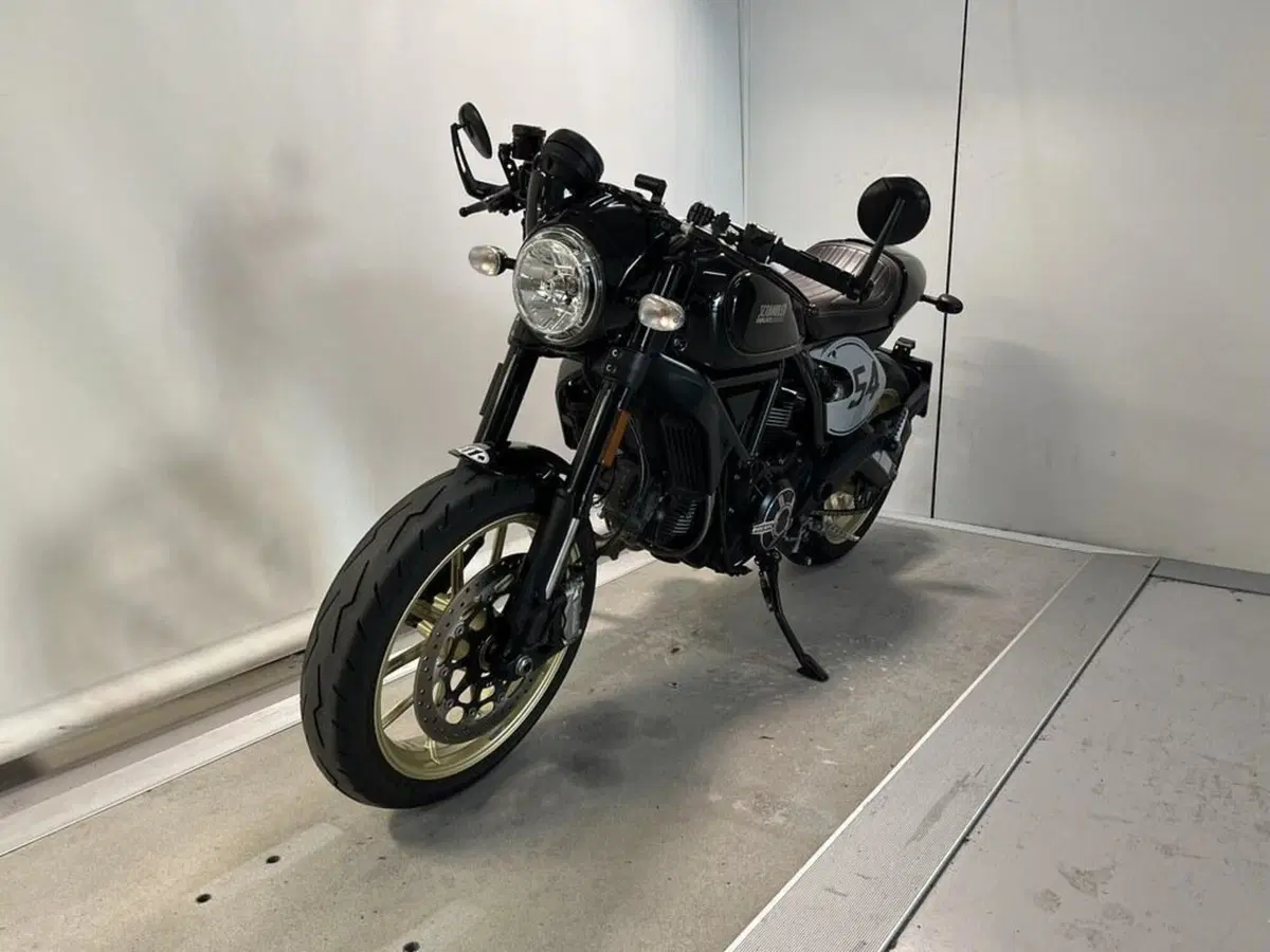 Ducati Scrambler 800 Cafè Racer (2017 - 21) (4)
