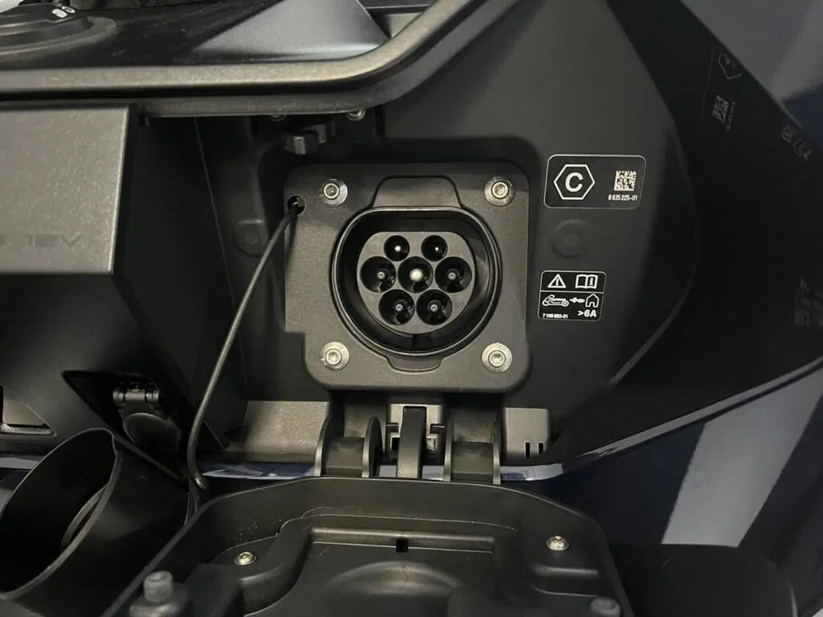 Bmw CE 04 (2021 - 25) (12)