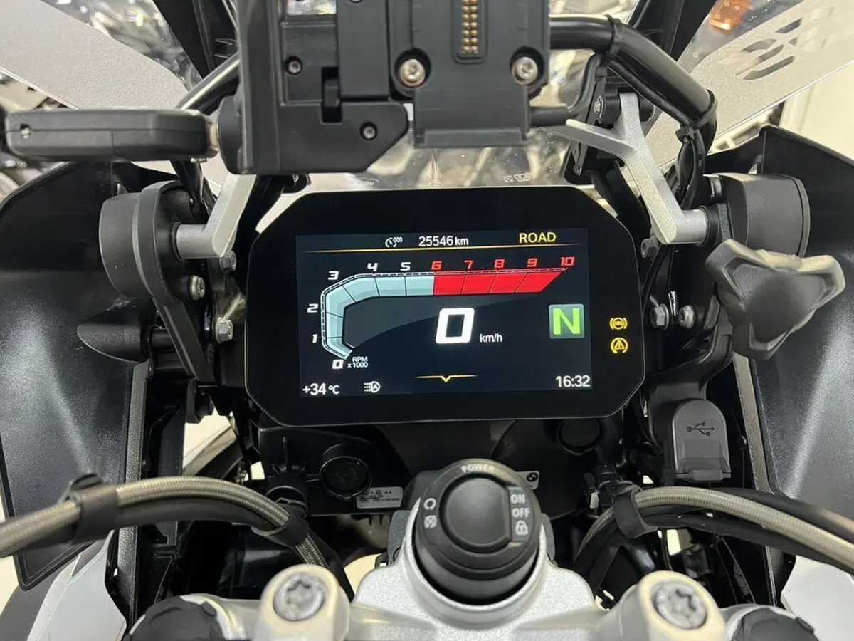 Bmw R 1250 GS (2021 - 24) (8)