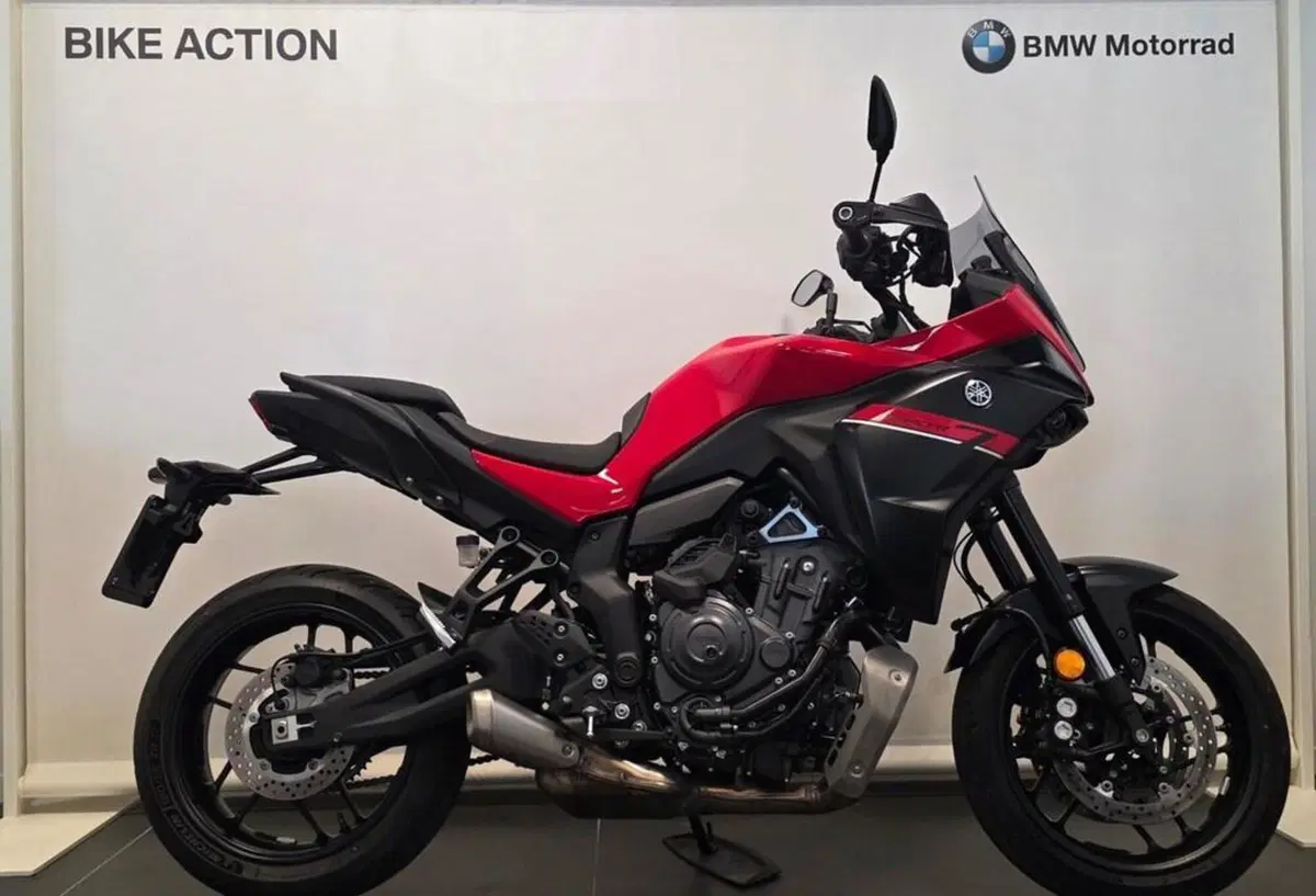 Yamaha Tracer 7 Y-AMT (2026)