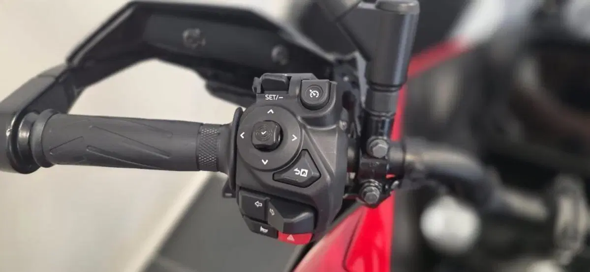 Yamaha Tracer 7 Y-AMT (2026) (3)