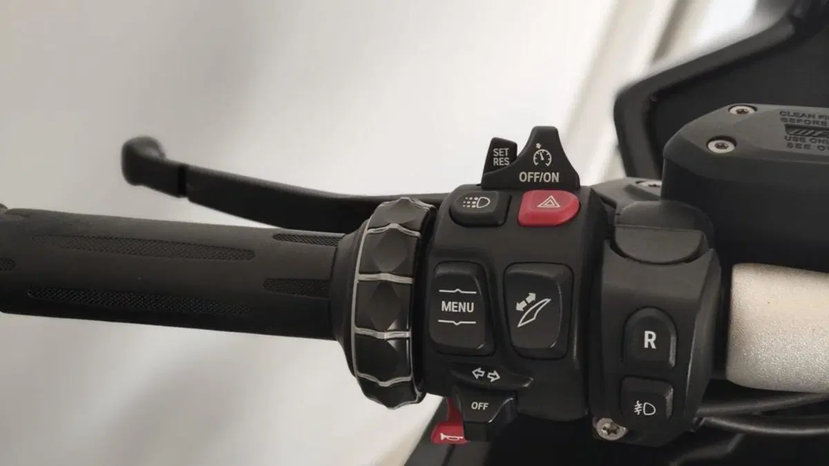 Bmw K 1600 GT (2022 - 27) (6)