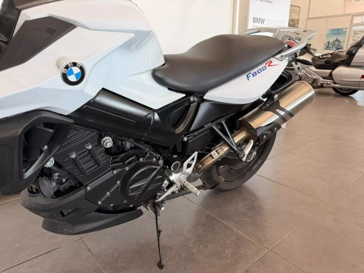 Bmw F 800 R (2015 - 16) (3)