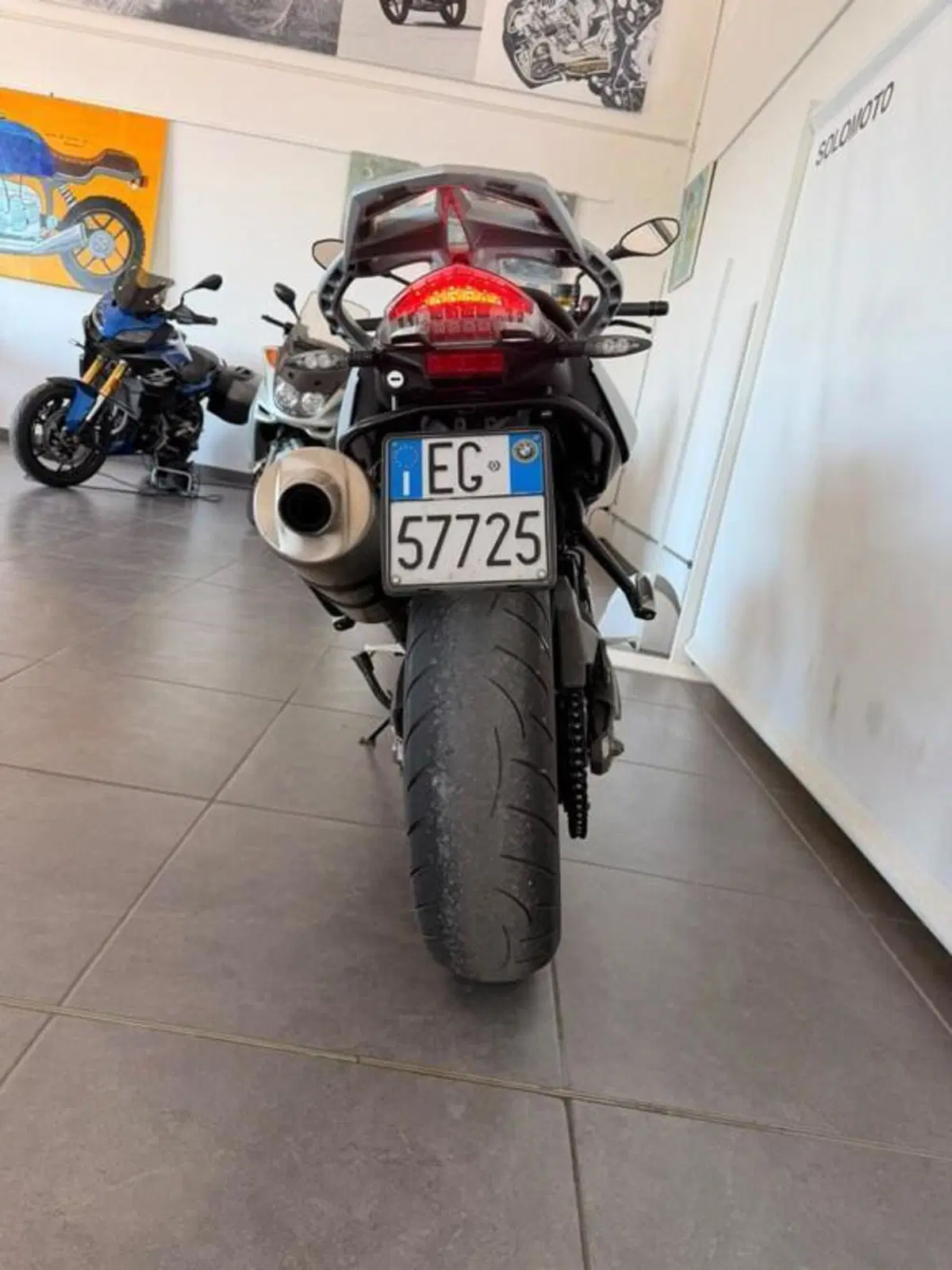 Bmw F 800 R (2015 - 16) (8)