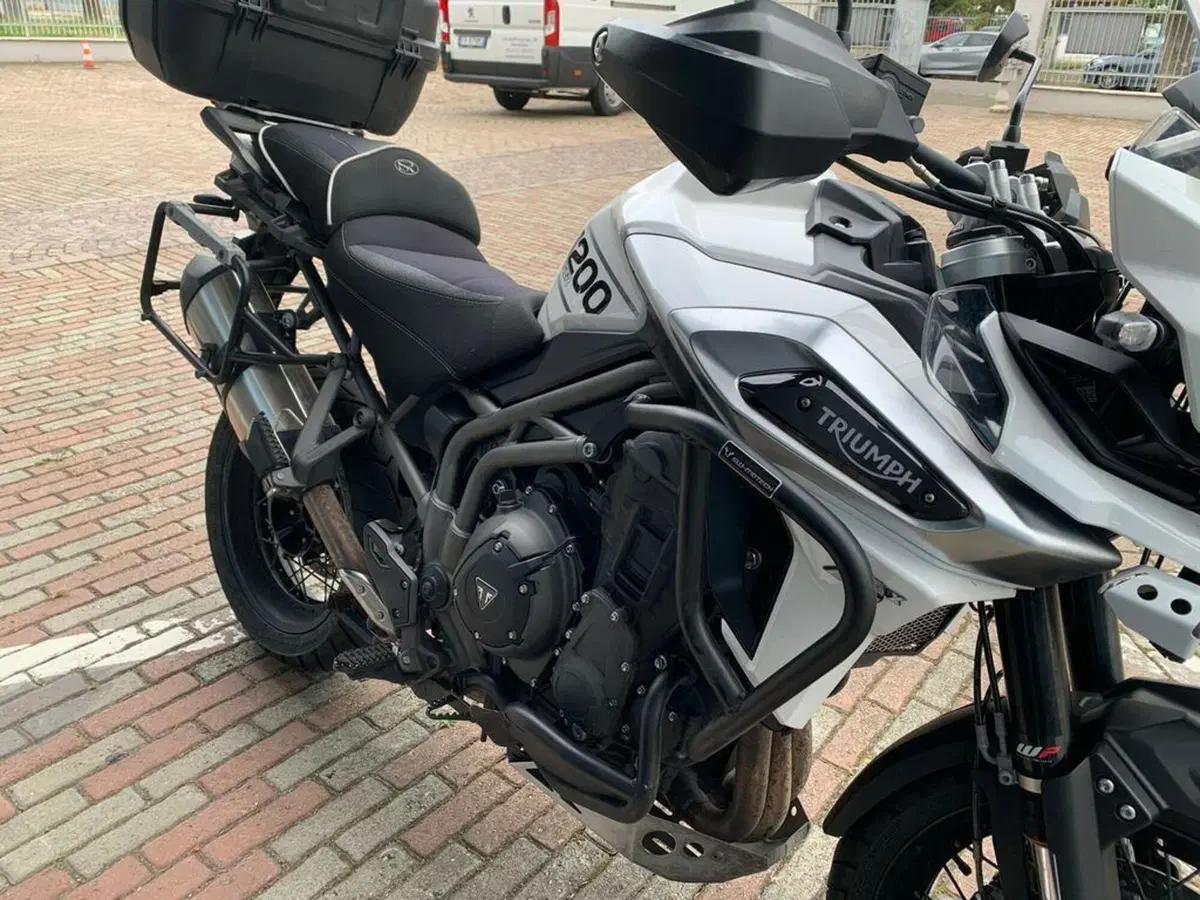 Triumph Tiger 1200 XCx (2018 - 20) (4)