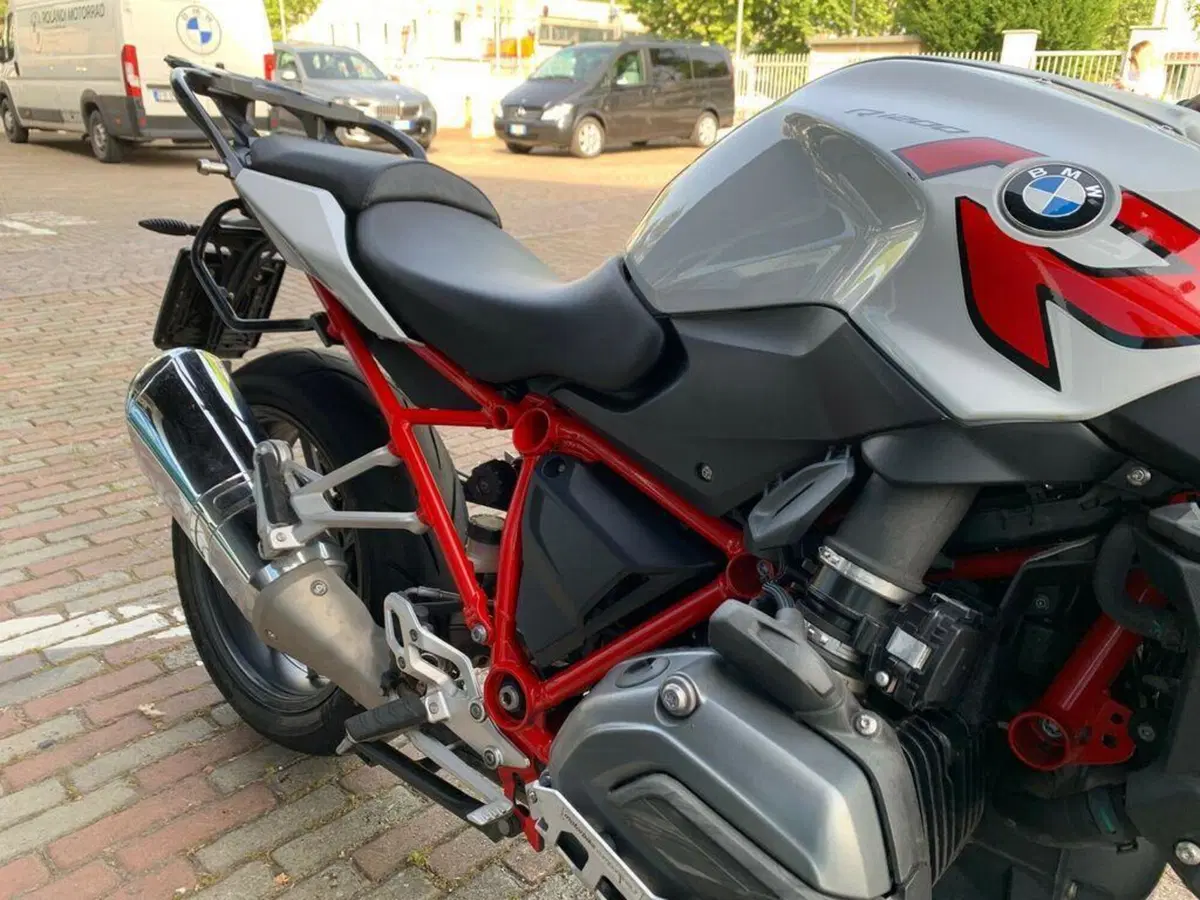 Bmw R 1200 R (2017 - 18) (2)