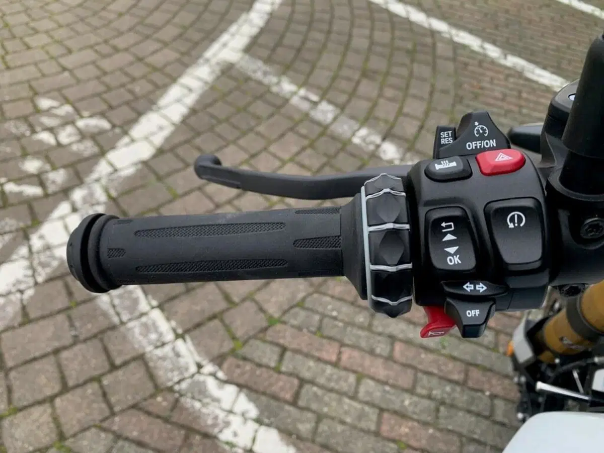 Bmw R 12 G/S (2026 - 27) (11)
