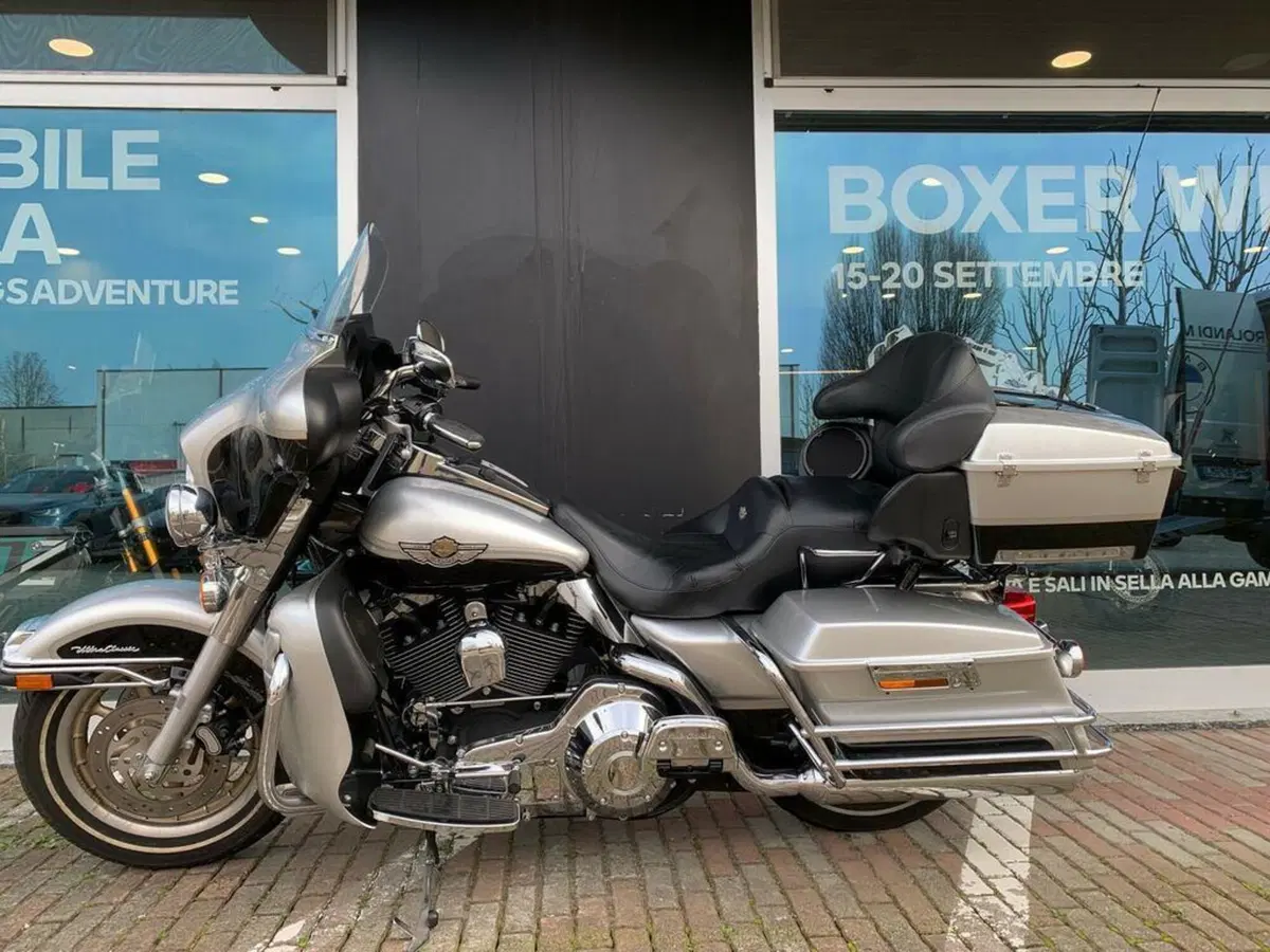 Harley-Davidson 1450 Electra Glide Ultra Classic (2003 - 05) - FLHTCUI