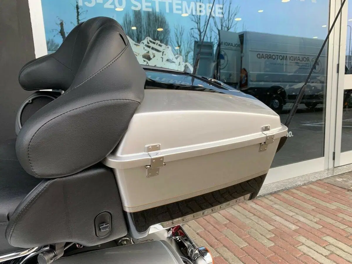 Harley-Davidson 1450 Electra Glide Ultra Classic (2003 - 05) - FLHTCUI (13)