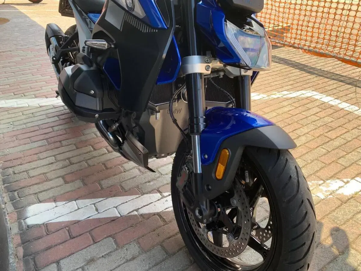 Bmw R 1300 R (2026 - 27) (13)