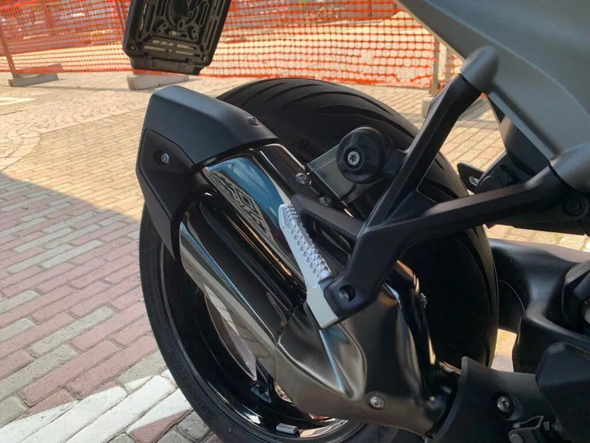Bmw R 1300 R (2026 - 27) (14)