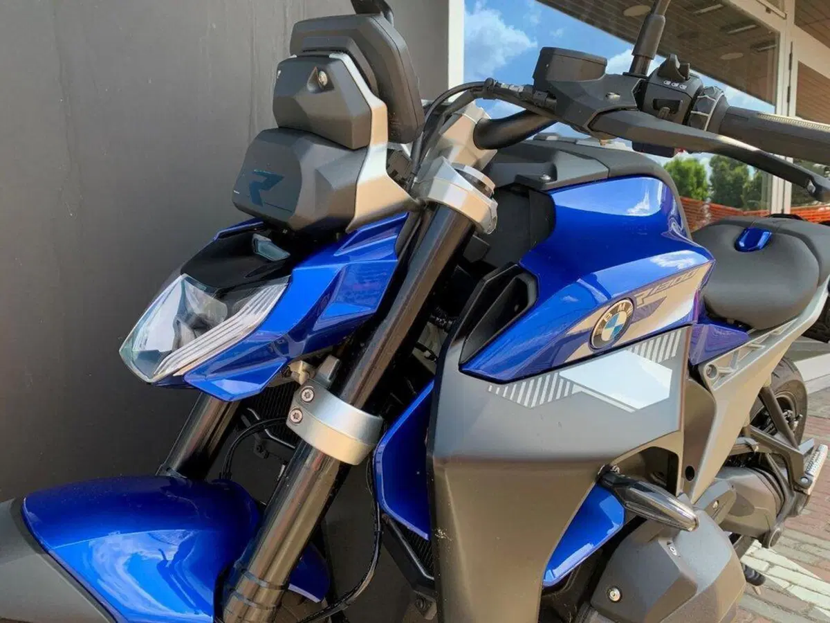 Bmw R 1300 R (2026 - 27) (8)